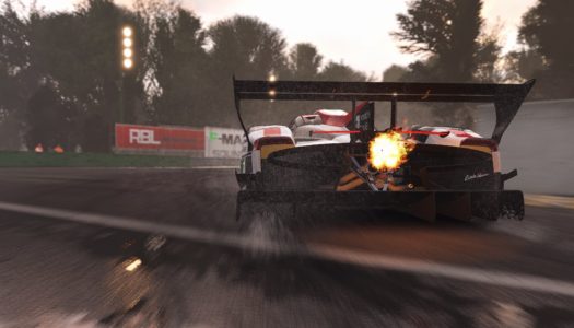 Project CARS se queda en boxes