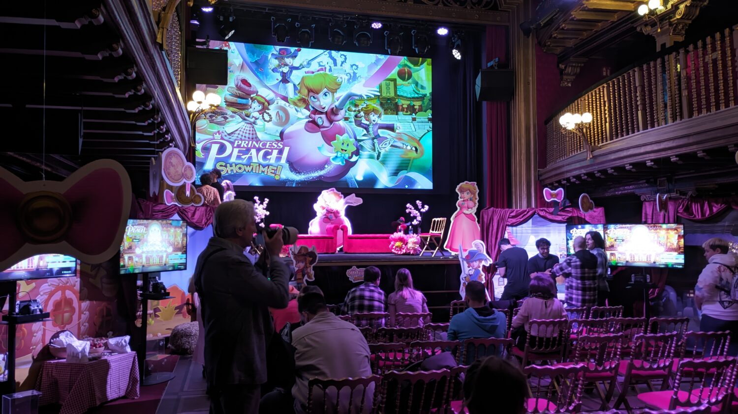 Princess peach showtime presentacion