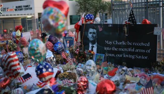 Manipulación y censura: la muerte de Charlie Kirk ocasiona despidos en la industria