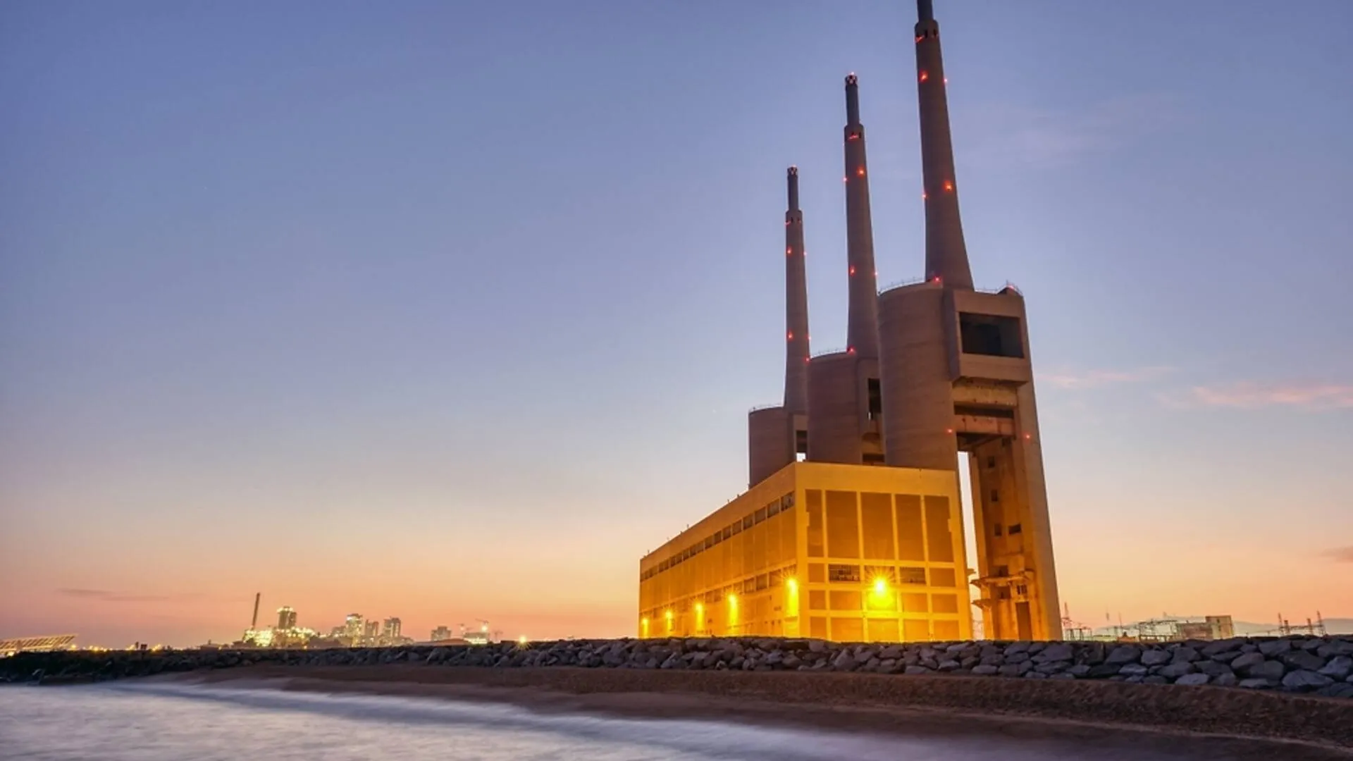  Tres Chimeneas de Playa Sant Adrià del Besòs